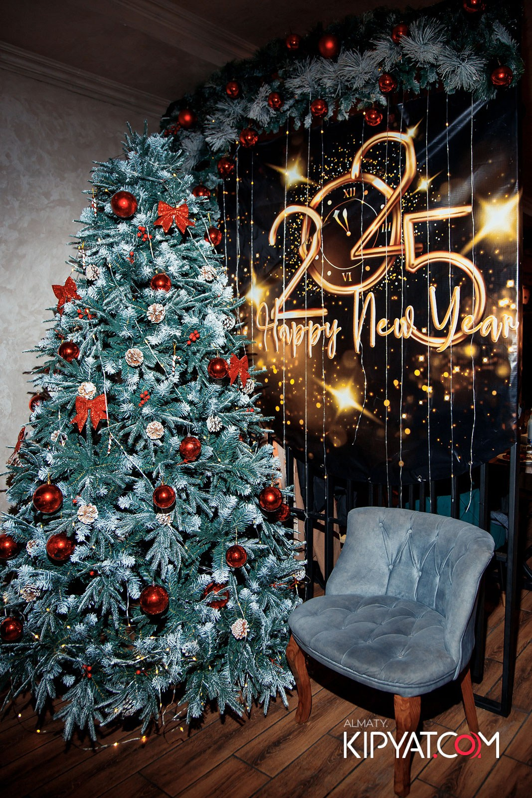 КАФЕ ЖАСМИН НА МОМЫШУЛЫ. КИПЯТКОМ АЛМАТЫ!