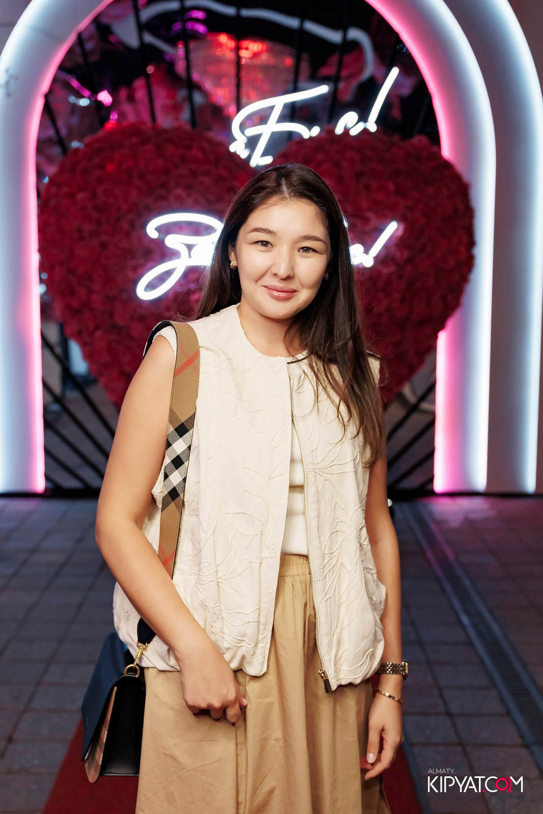 ЗАЯ, НА БИС. КИПЯТКОМ АЛМАТЫ!