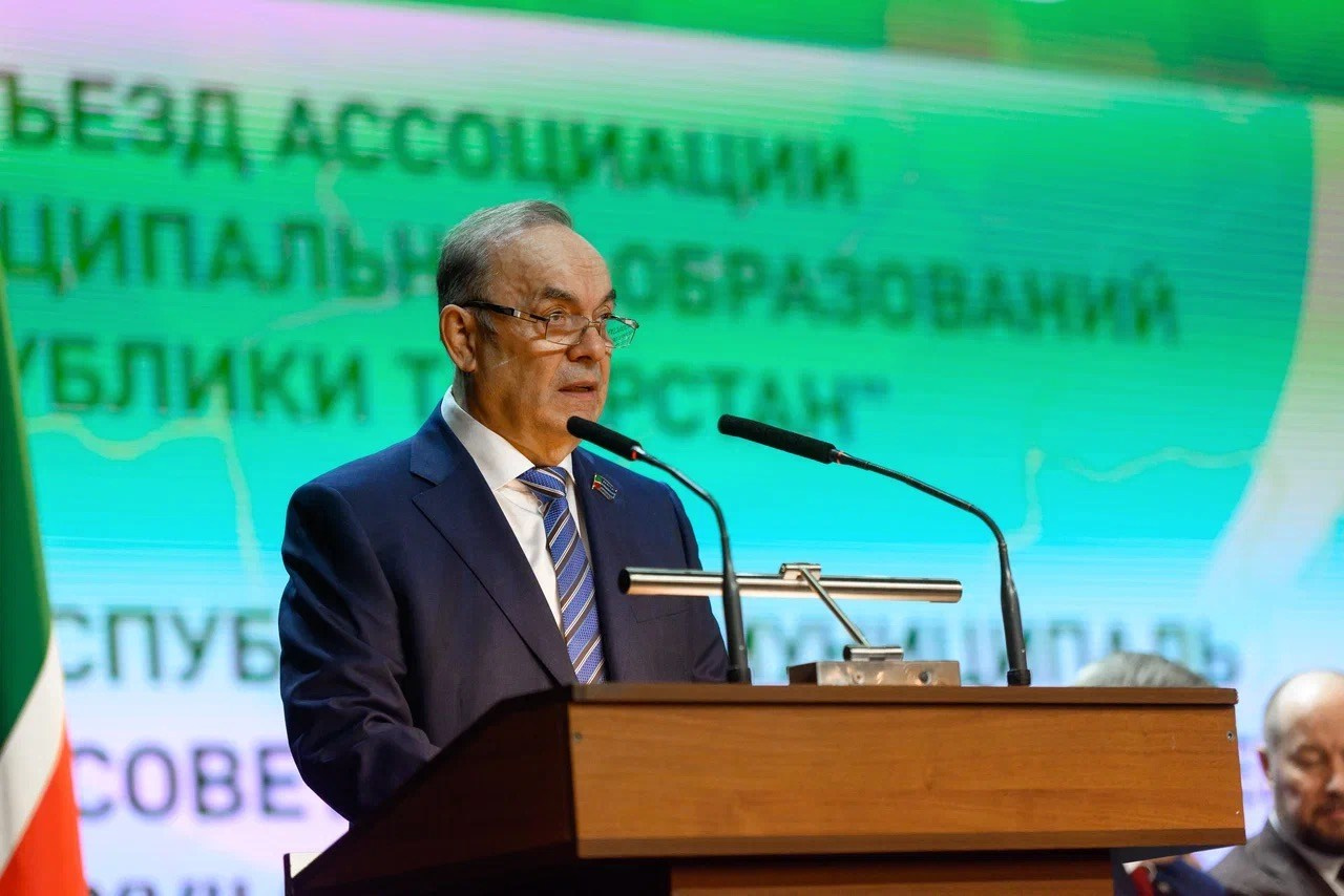 Совет муниципальных образований РТ. Фотограф Наиль Зоркий