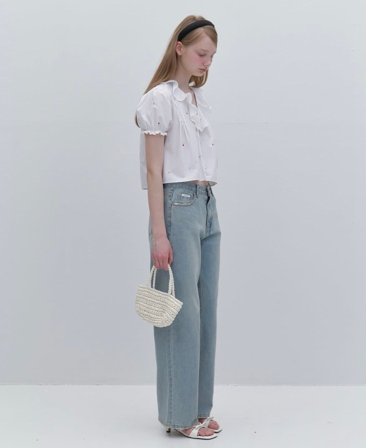 Dasha Glushenkova. DISTINCTIVE MODEL AGENCY. Модельное агентство специализирующиеся на зарубежном плейсменте моделей