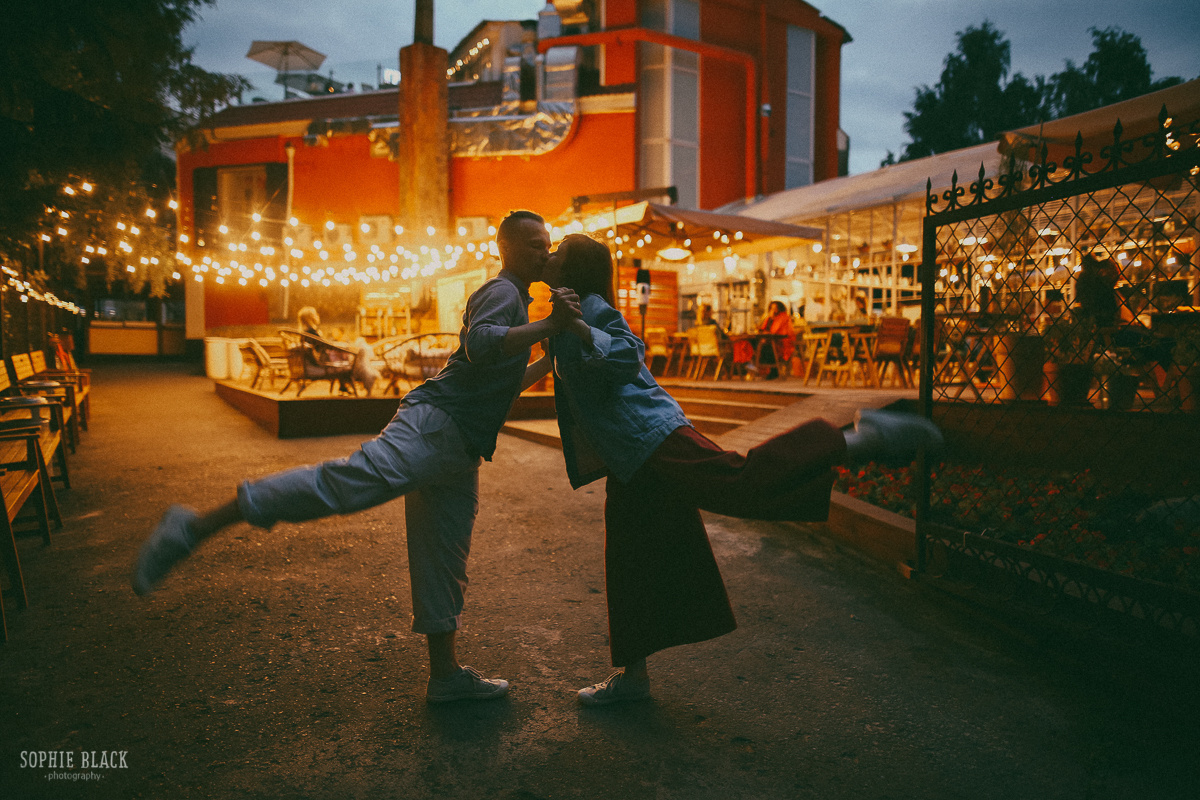 Алая птичка. Соня Черных (sophieblack)