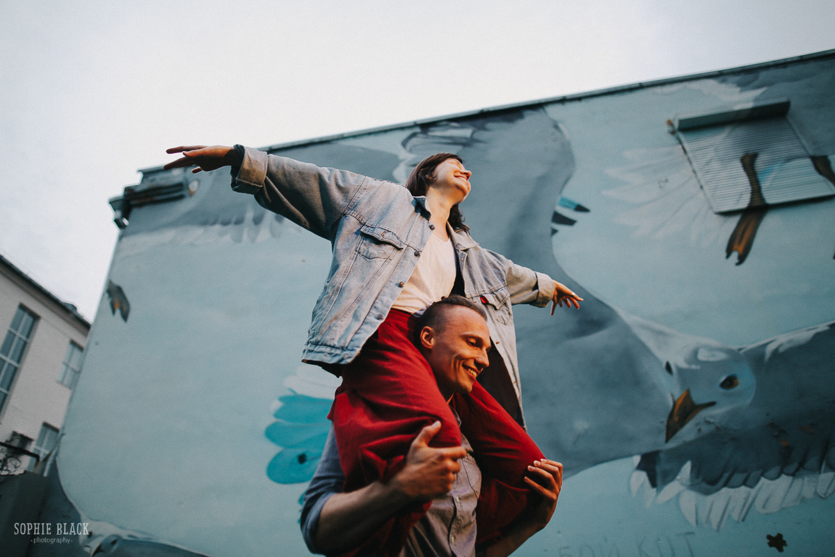 Алая птичка. Соня Черных (sophieblack)