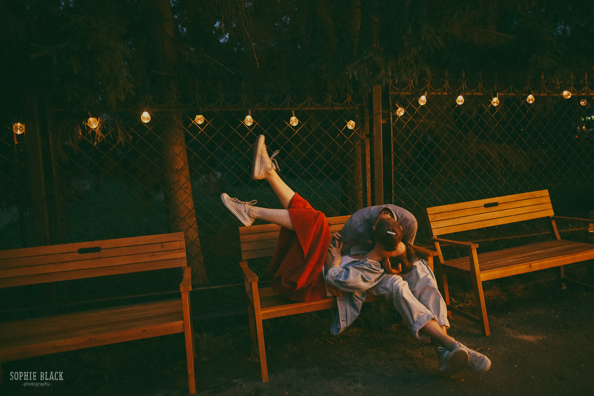 Алая птичка. Соня Черных (sophieblack)