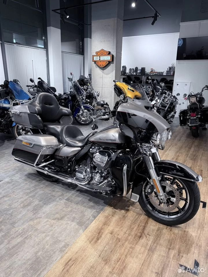 Купить Harley-Davidson 2017 Electra Glide Ultra Limited (Touring) — подробнее на сайте. Hello Davidson, Москва. Только хорошие мотоциклы…