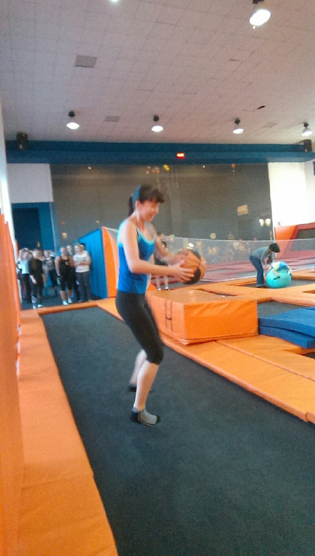 Батуты | 29.11.2015. Галерея Фантим