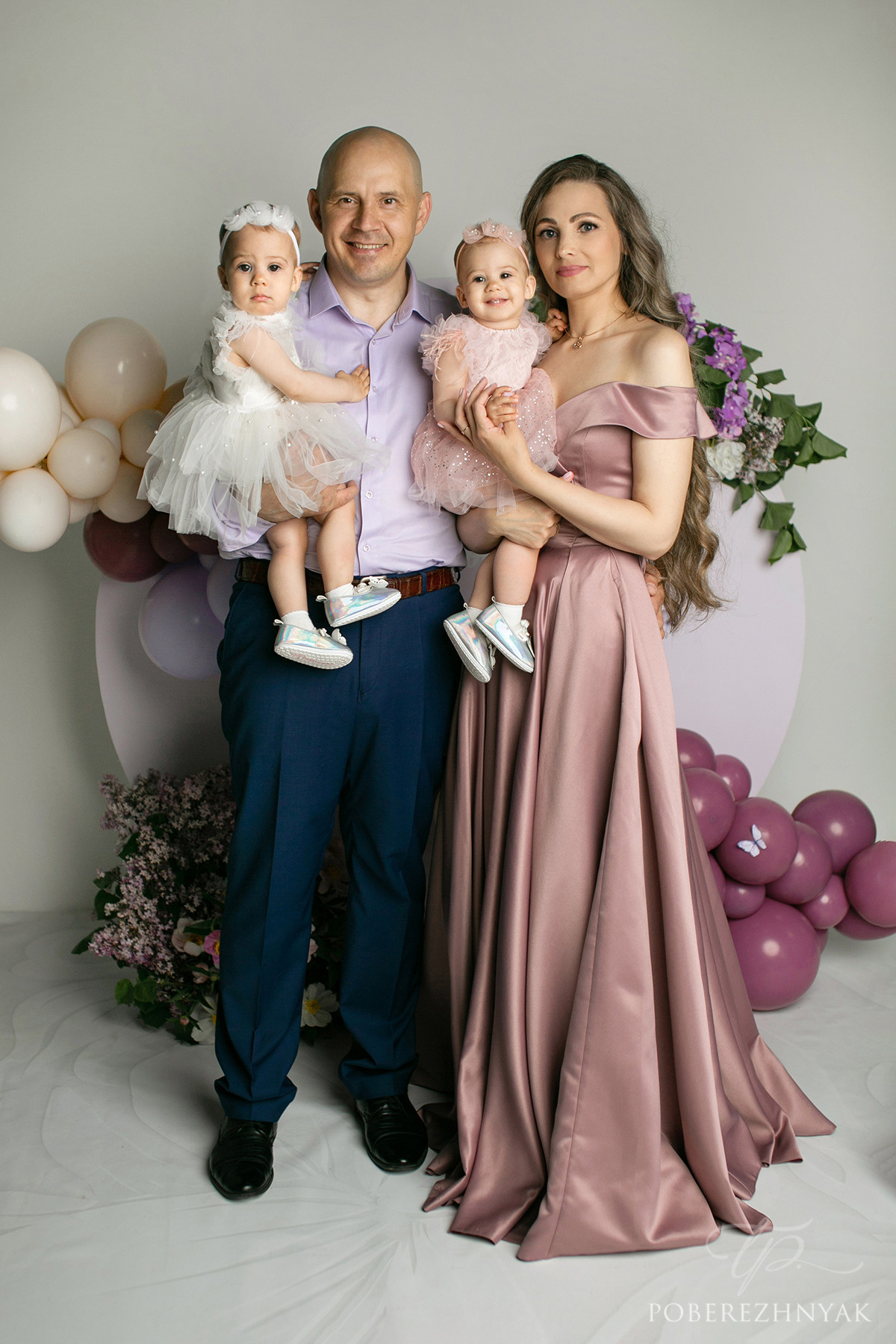 Годик Аглае и Марии. Фотограф новорожденных во Владивостоке Татьяна Побережняк