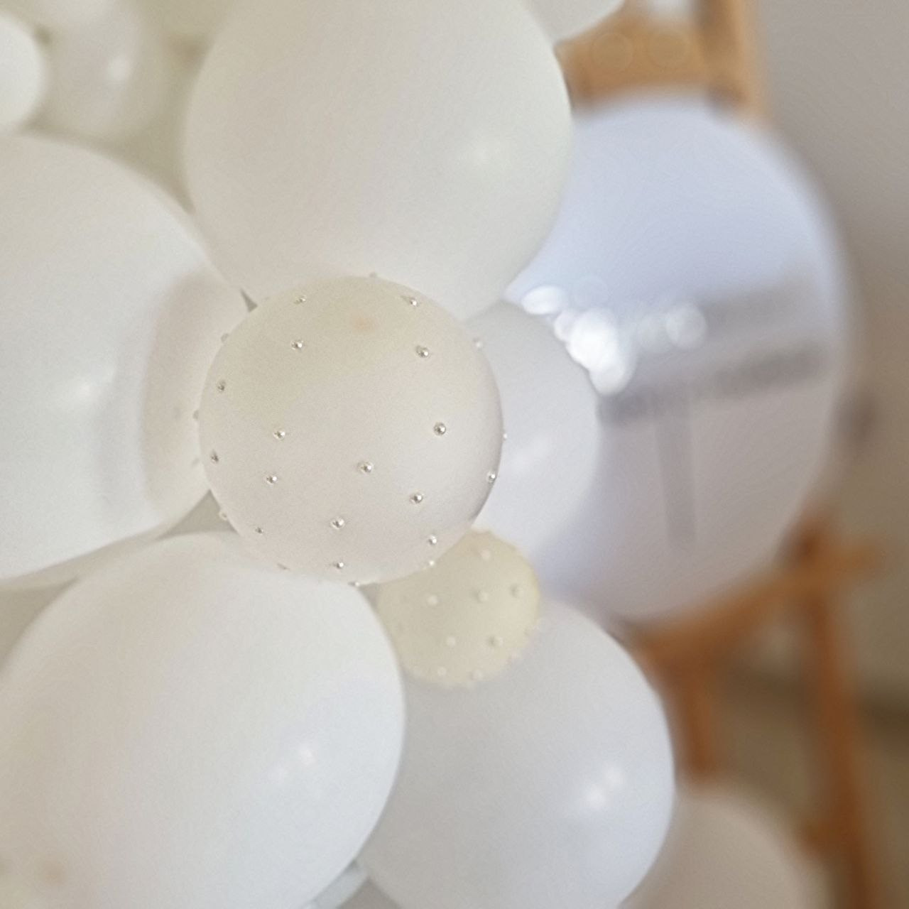 Vjenčanje Devojačko veče Prosidba Dekoracije za vjenčanje Dekoracije za devojačko veče Dekoracije za prosidbu Dekoracija za vjenčanje Dekora. Шары с гелием, фотозоны Нови Сад Белград. Balone i dekoracije od balona Novi Sad Beograd