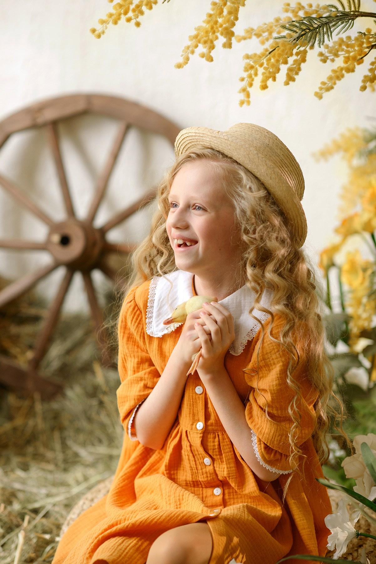 Photo shoot of a girl with goslings and a hat. Photographer Elena Carruthers, Scotland