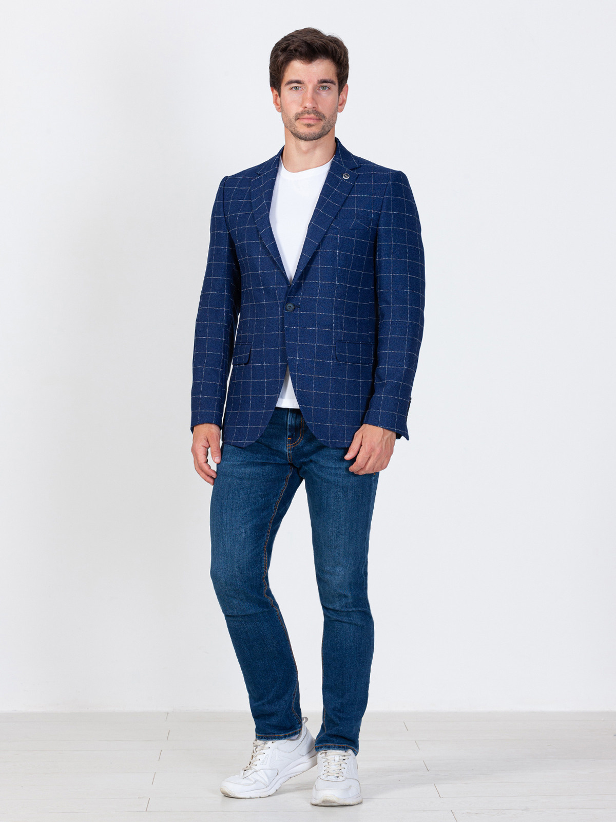 Платья на модели. Сборные фотосъёмки в Москве. фотосессии одежды.фотограф