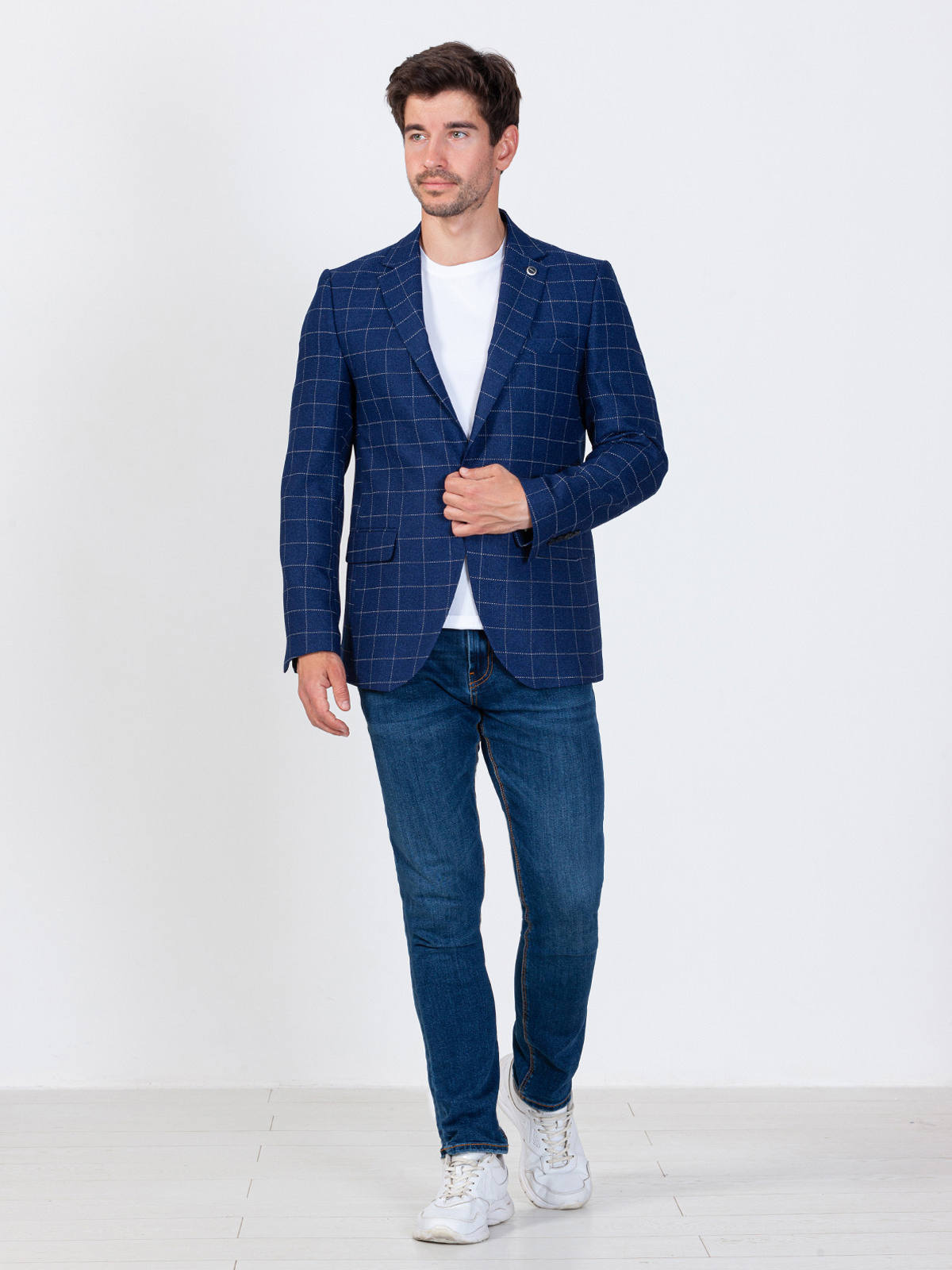 Фотосъемка карточки мужской пиджак. Сборные фотосъёмки в Москве. фотосессии одежды.фотограф