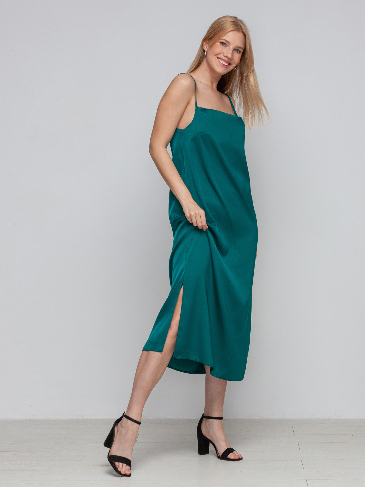 Платья на модели. Сборные фотосъёмки в Москве. фотосессии одежды.фотограф