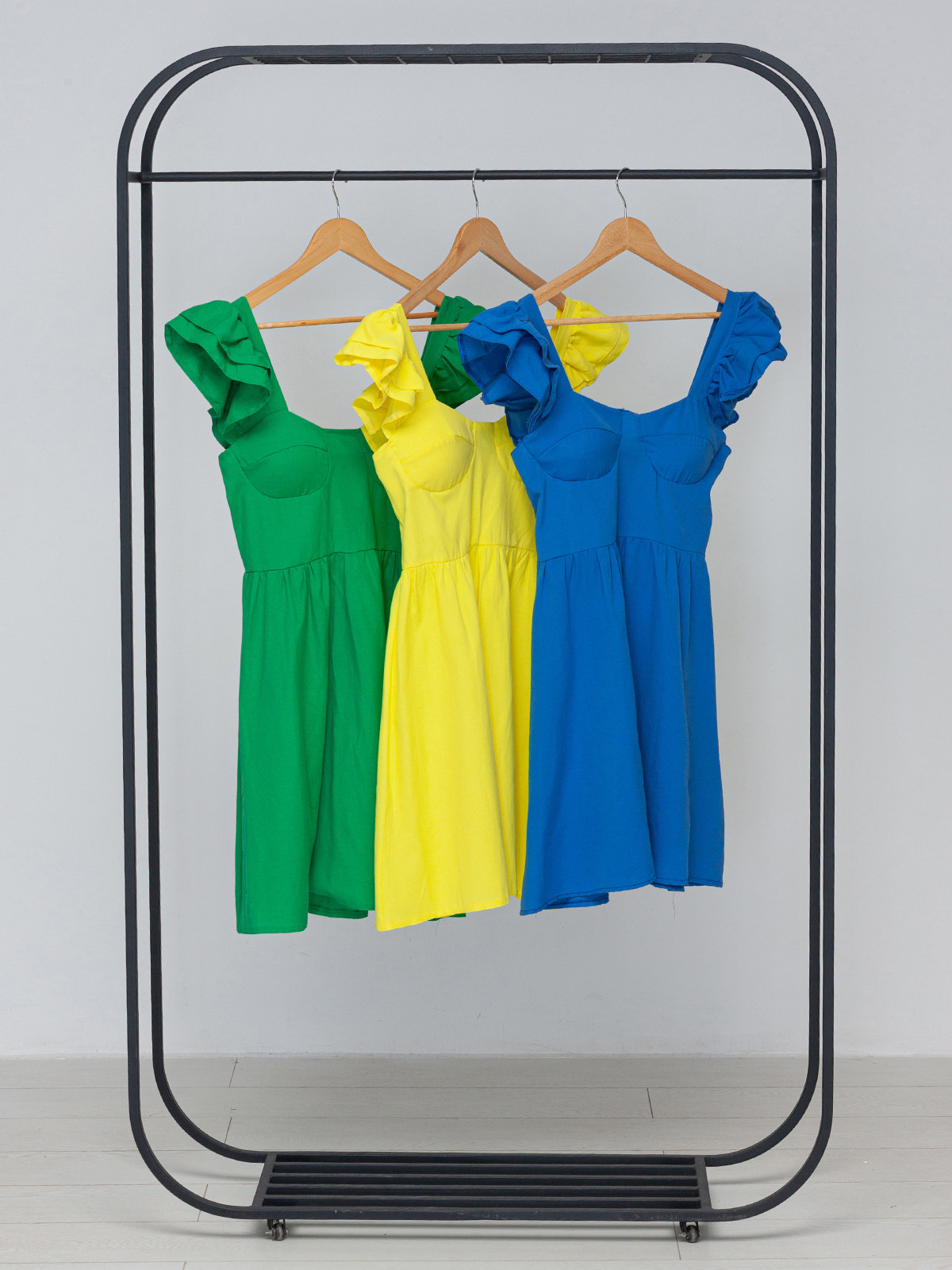 Летняя женская одежда. Сборные фотосъёмки в Москве. фотосессии одежды.фотограф