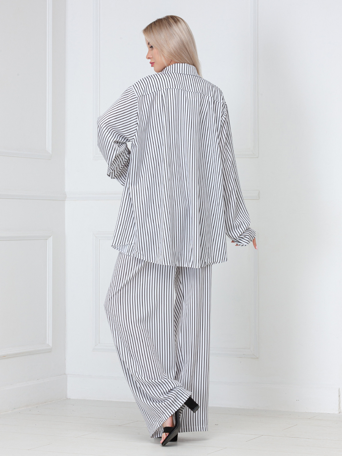 Фотосъёмка платьев и костюмов. Сборные фотосъёмки в Москве. фотосессии одежды.фотограф