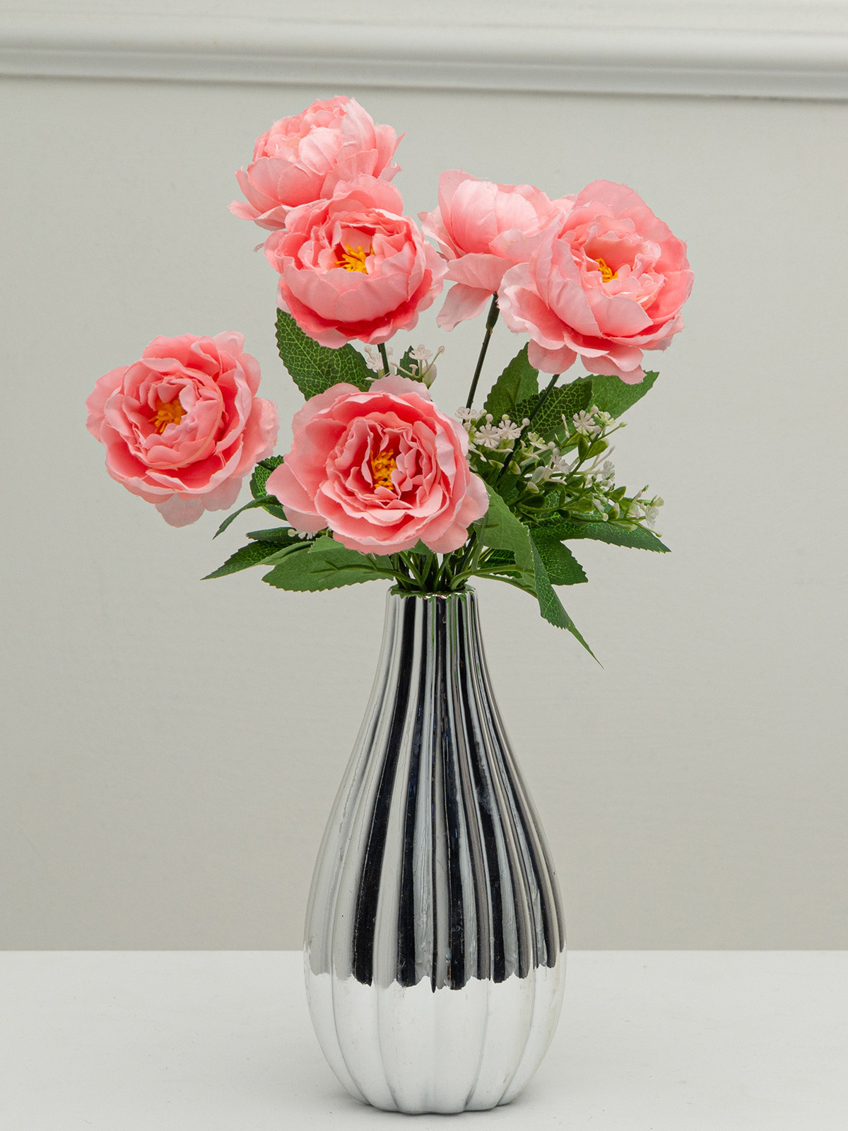 Цветы. Сборные фотосъёмки в Москве. фотосессии одежды.фотограф