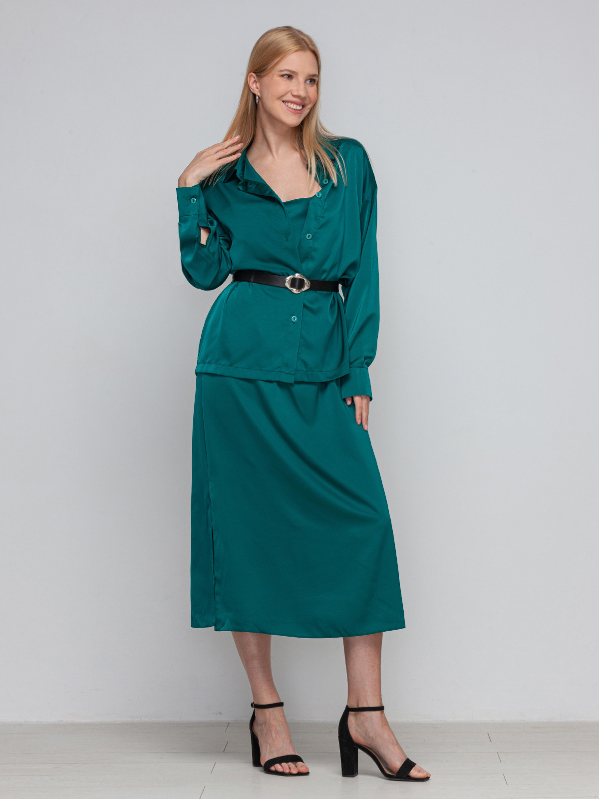 Платья на модели. Сборные фотосъёмки в Москве. фотосессии одежды.фотограф