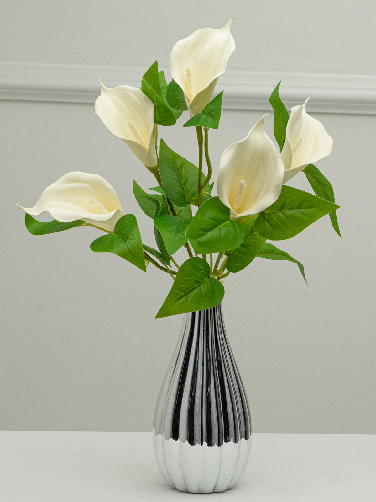 Цветы. Сборные фотосъёмки в Москве. фотосессии одежды.фотограф