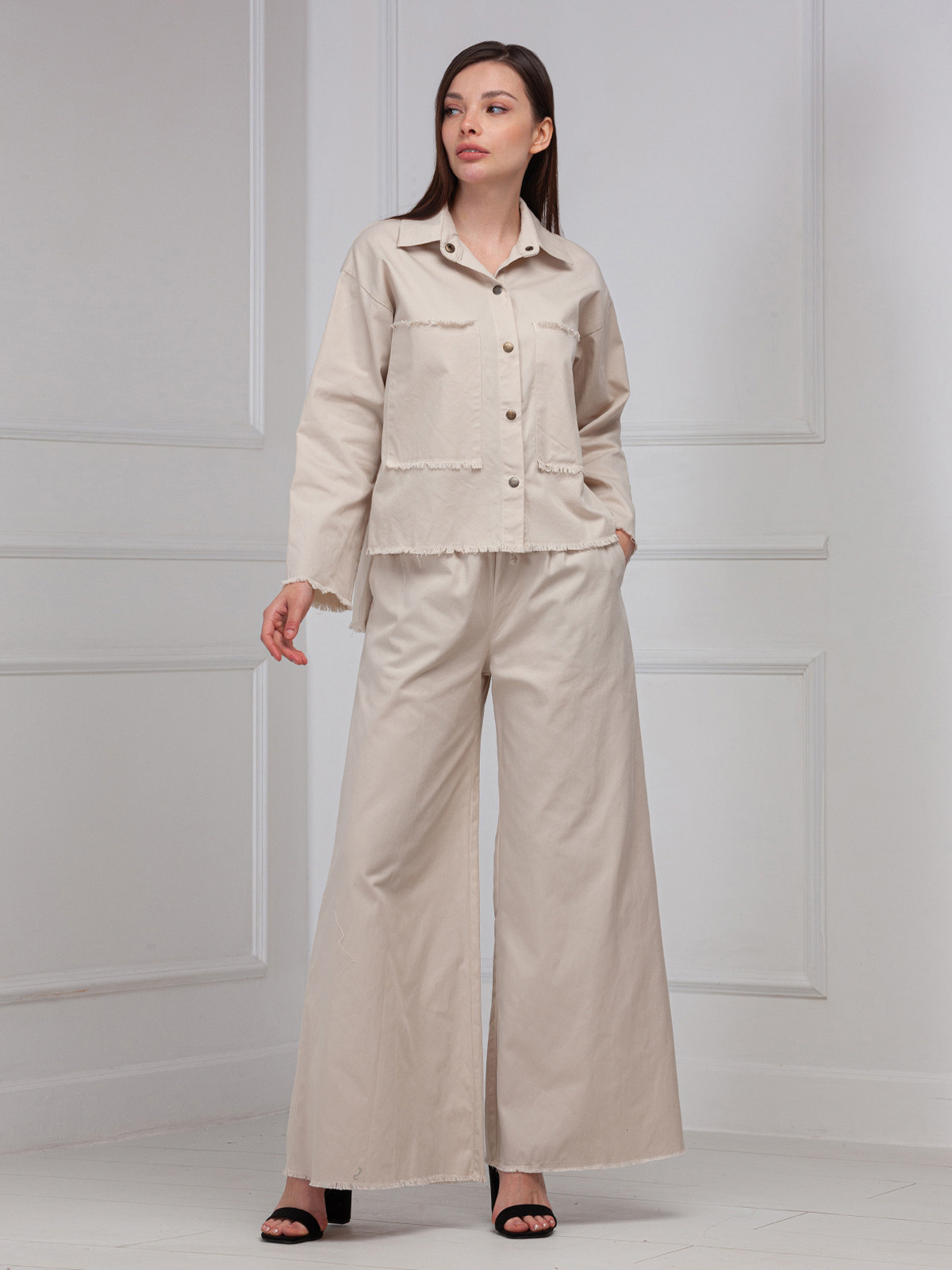 Летние костюмы. Сборные фотосъёмки в Москве. фотосессии одежды.фотограф