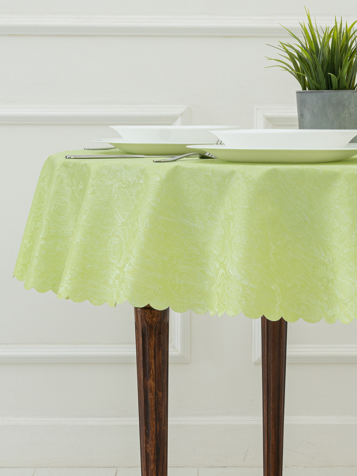 Съёмка скатерти в фотостудии. Сборные фотосъёмки в Москве. фотосессии одежды.фотограф