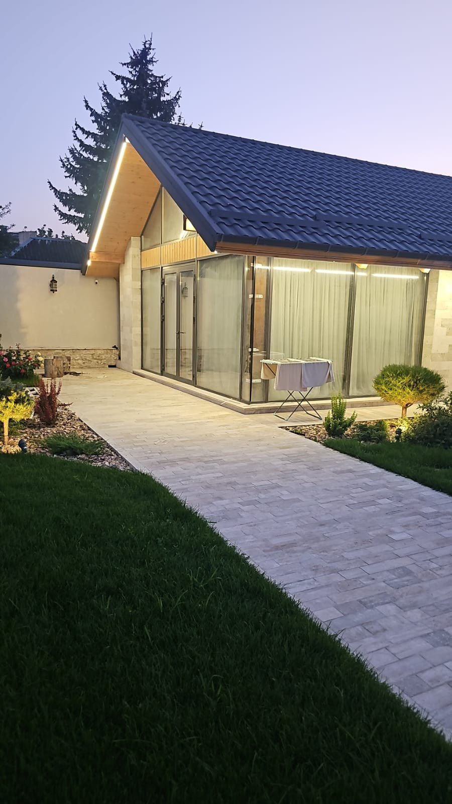 Владимир Юрьевич. Дизайн интерьера, мебели и ландшафта на КМВ | OXY Design