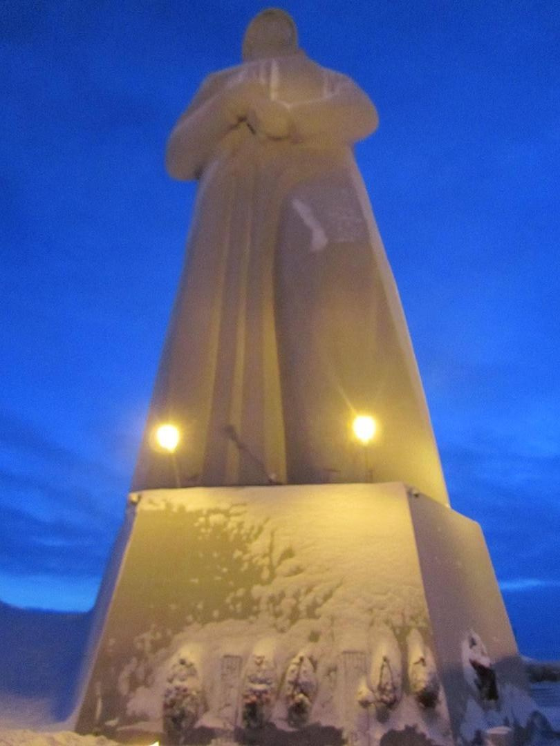 Второй по высоте памятник страны — 35,5 метра