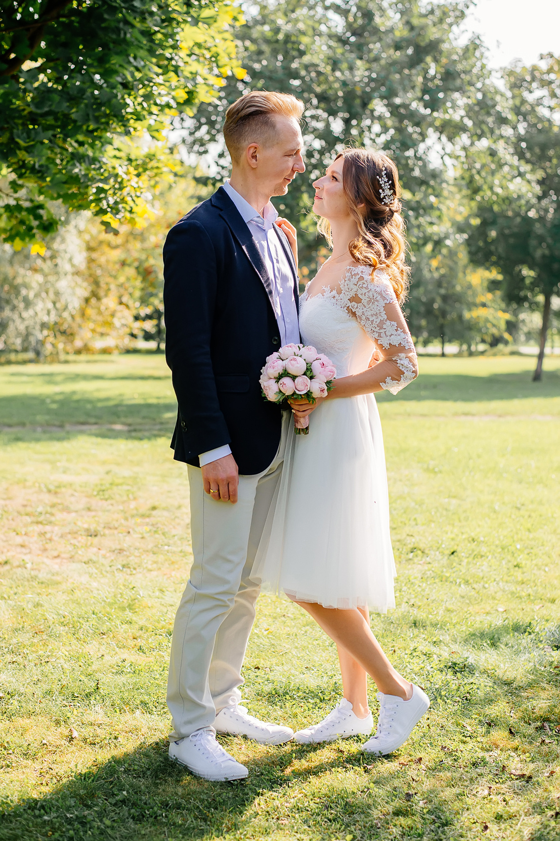 Свадебная фотосессия в Коломенском. Семейный и свадебный фотограф Семенова Инна