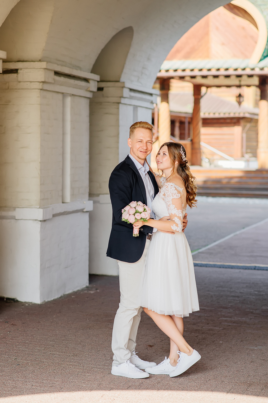 Свадебная фотосессия в Коломенском. Семейный и свадебный фотограф Семенова Инна