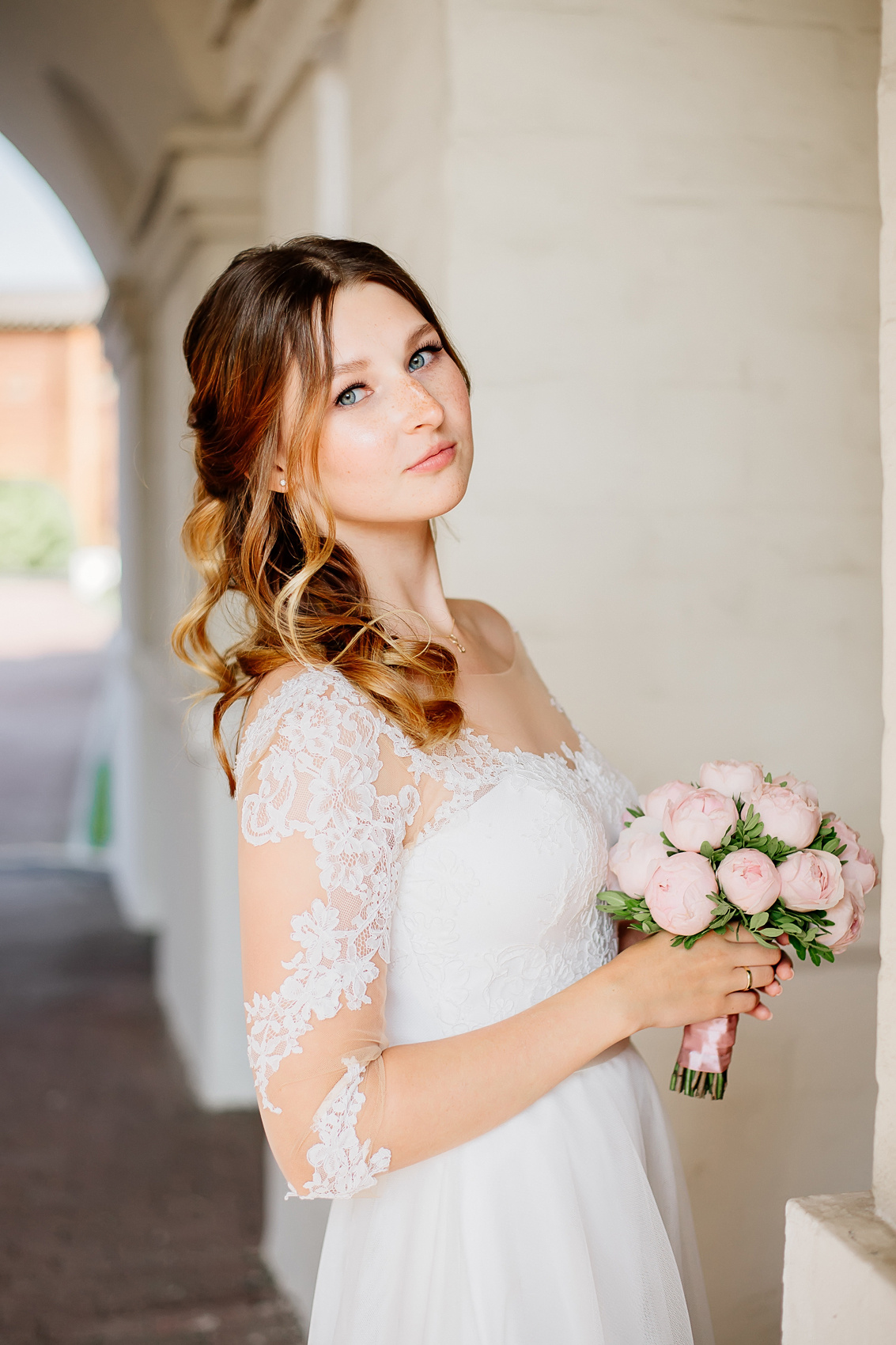 Свадебная фотосессия в Коломенском. Семейный и свадебный фотограф Семенова Инна