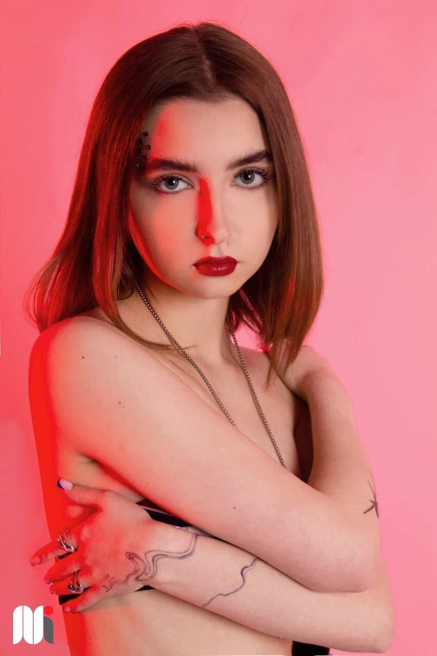 Модель для предметной съемки Анастасия Ах. Н.Н.| Sale Easy