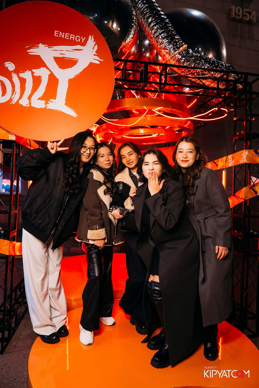 КОНЦЕРТ МИРАСА ЖУГУНУСОВА НА ЦЕНТРАЛЬНОМ СТАДИОНЕ. КИПЯТКОМ АЛМАТЫ!