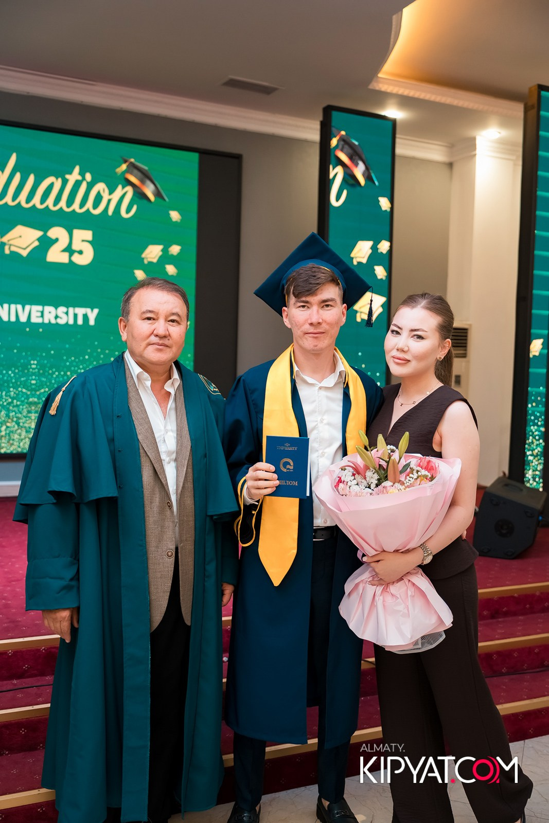 GRADUATION 2025 Q UNIVERSITY. КИПЯТКОМ АЛМАТЫ!