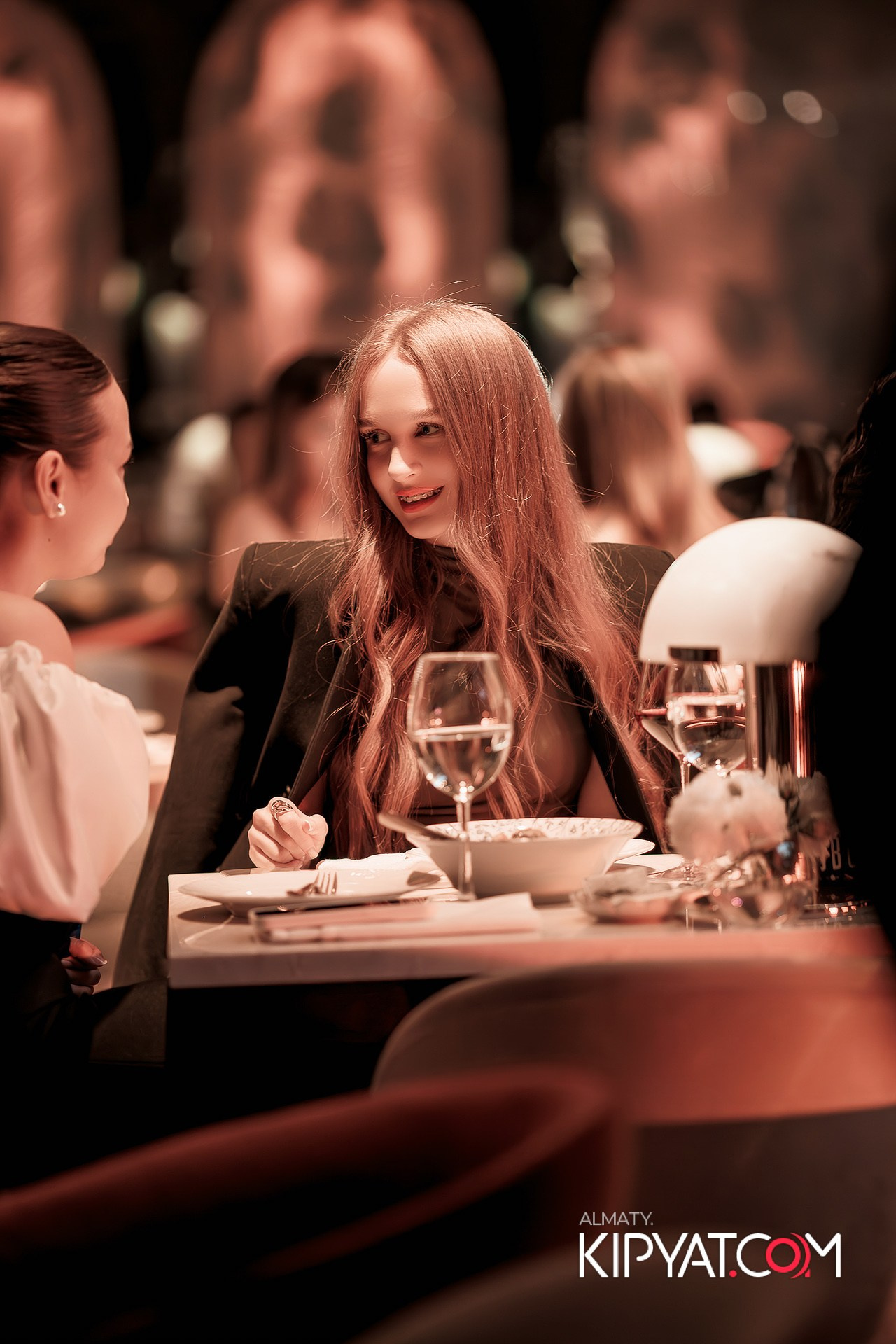 QUEEN. КИПЯТКОМ АЛМАТЫ!