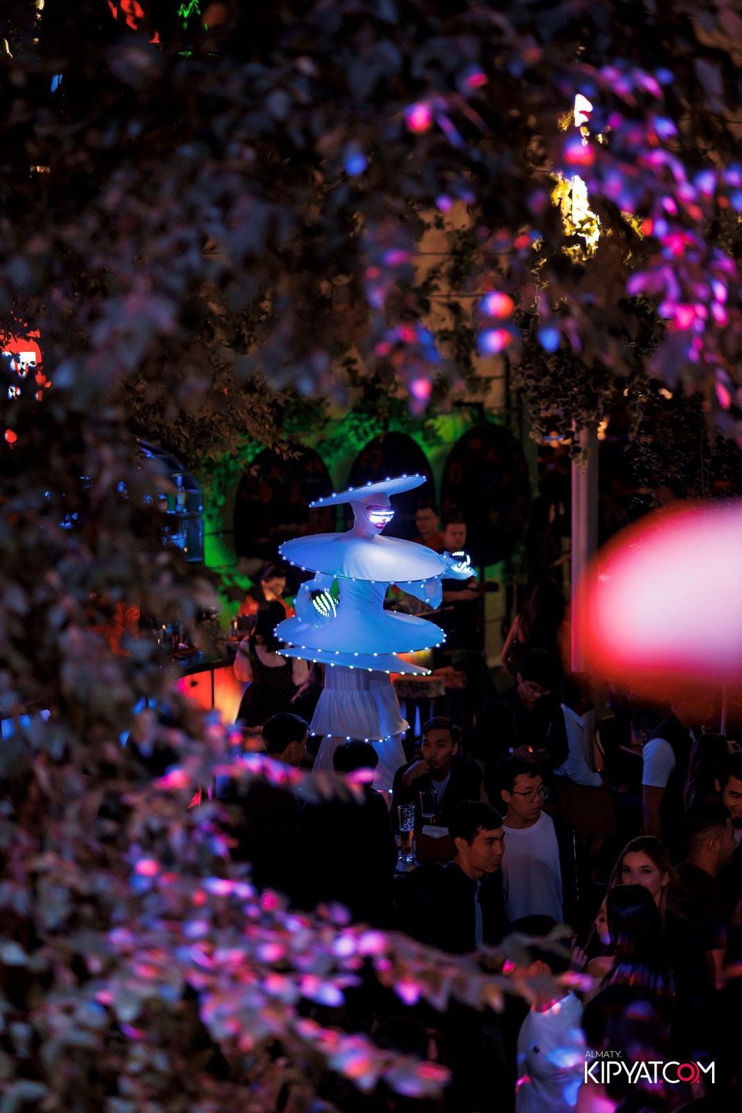 EVENT BAR. КИПЯТКОМ АЛМАТЫ!