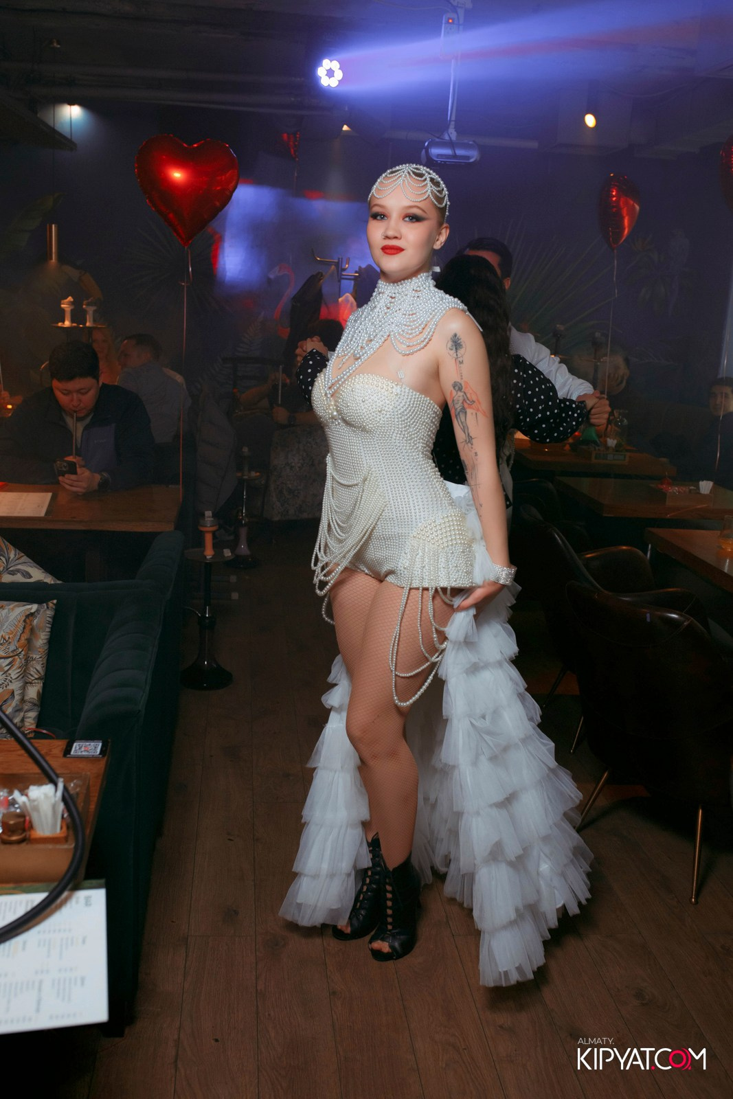 OLOVO BAR НА САТПАЕВА. КИПЯТКОМ АЛМАТЫ! Фотосъемка мероприятий в Алматы