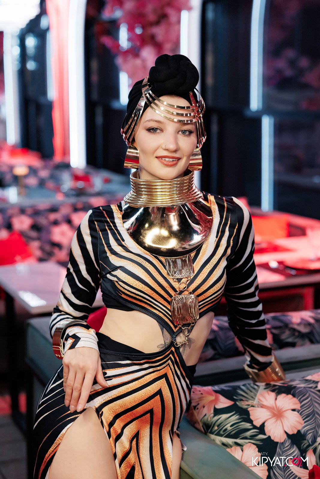 ЗАЯ, НА БИС. КИПЯТКОМ АЛМАТЫ!