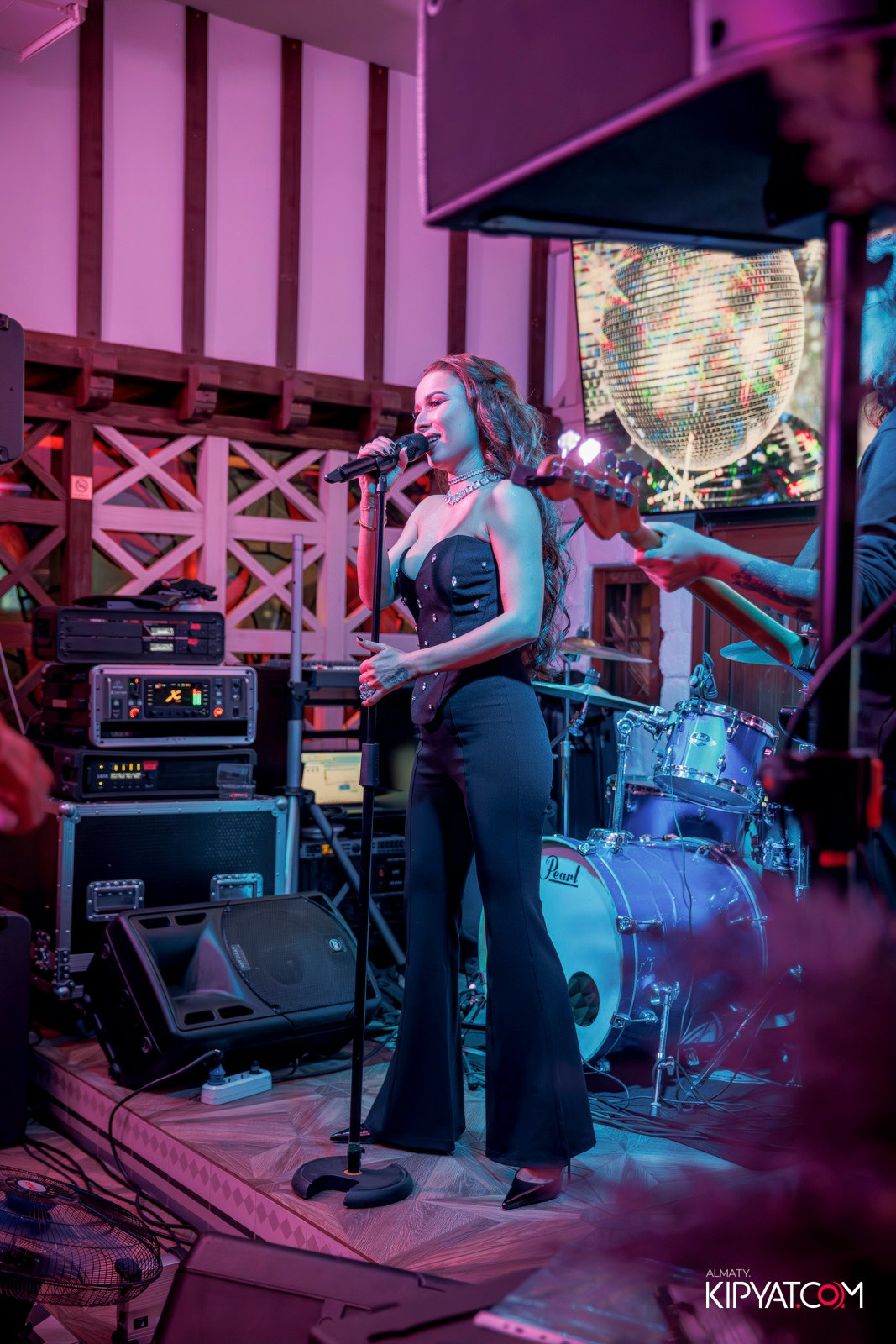 ОФИЦИАЛЬНОЕ ОТКРЫТИЕ CAFE LEFFE. КИПЯТКОМ АЛМАТЫ!