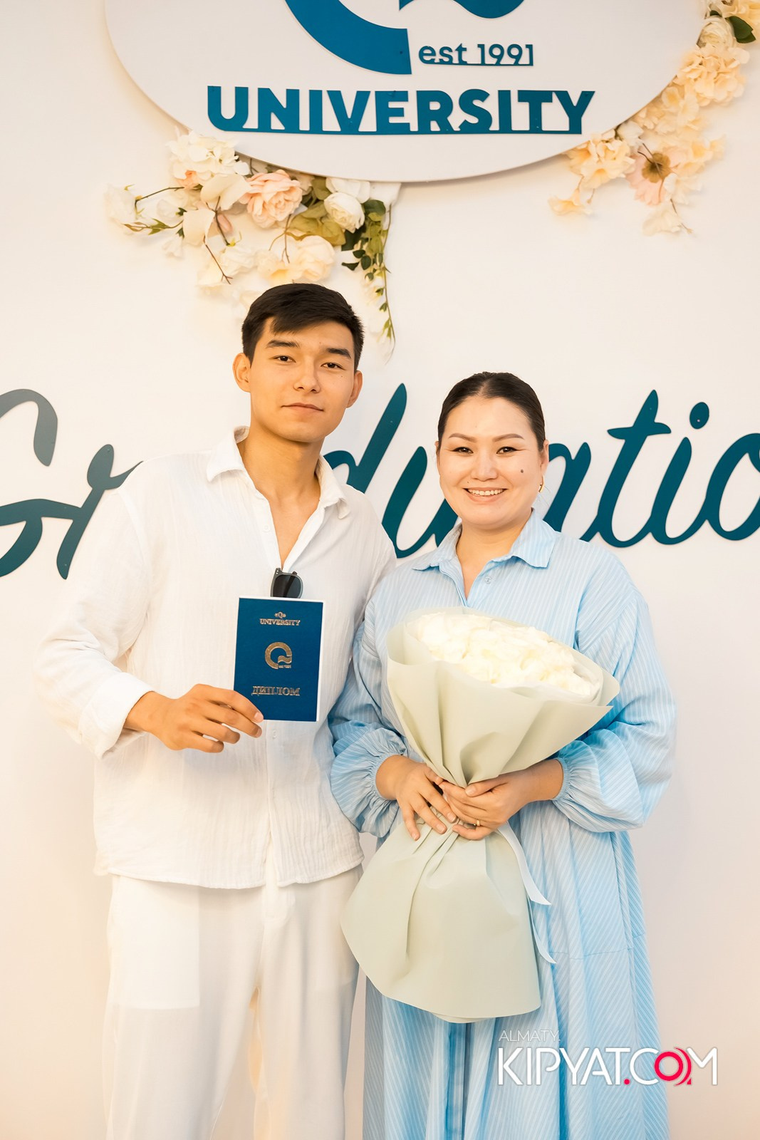 GRADUATION 2025 Q UNIVERSITY. КИПЯТКОМ АЛМАТЫ!