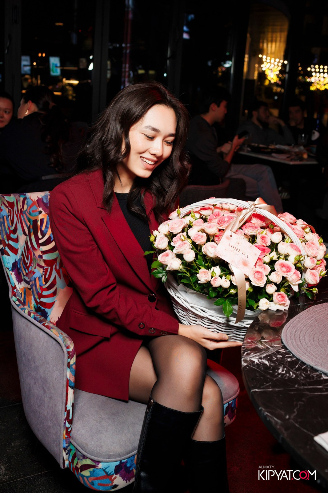 FRIENDS BAR & TERRACE. КИПЯТКОМ АЛМАТЫ!