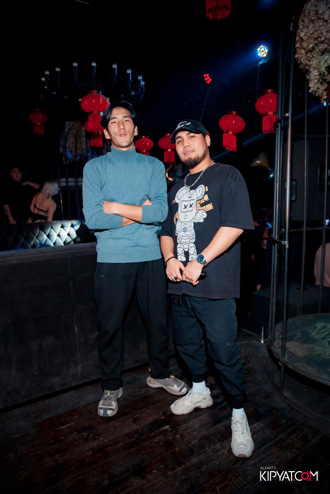 UYAT EMES BAR. КИПЯТКОМ АЛМАТЫ! Фотосъемка мероприятий в Алматы