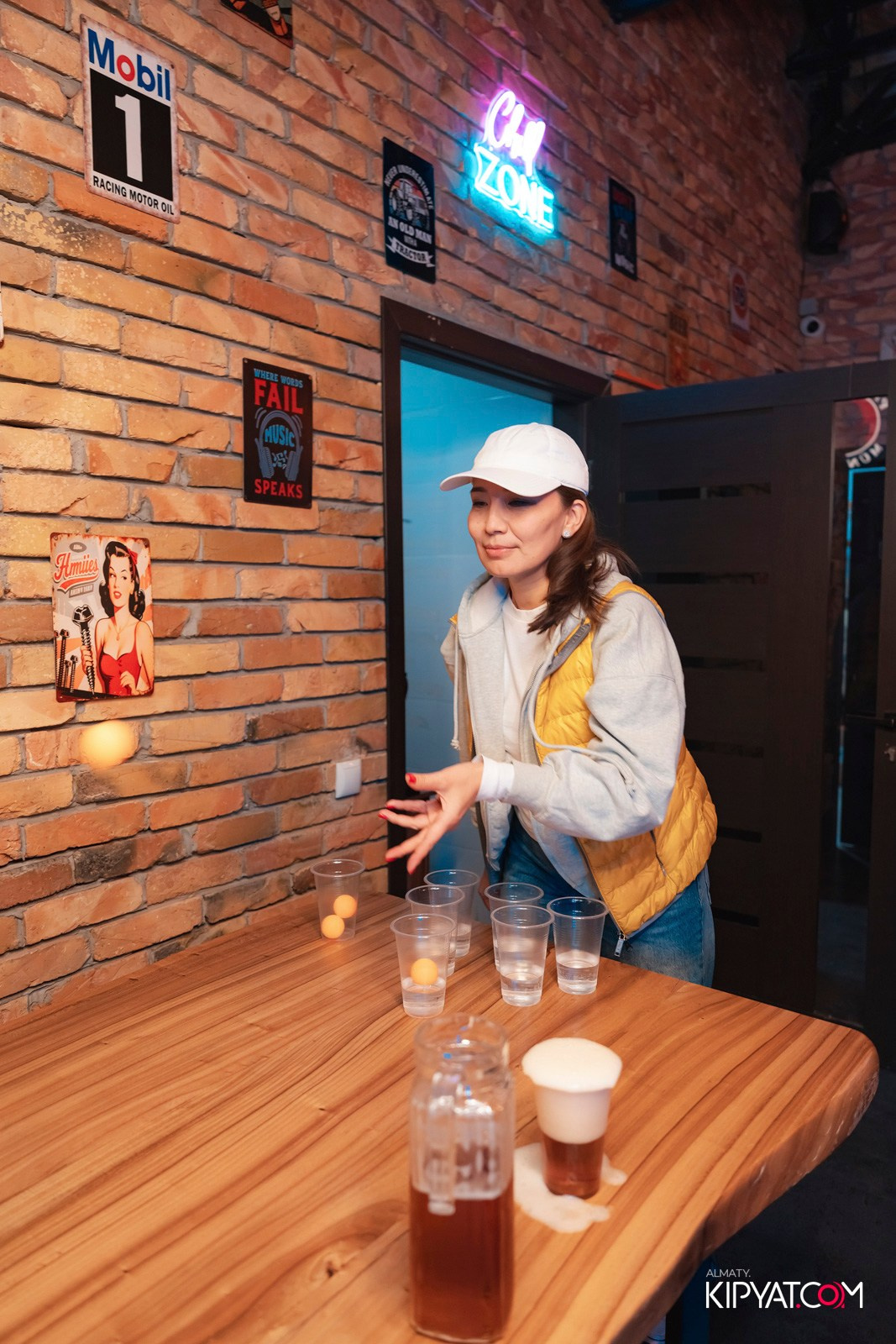 HARVEY'S PUB. КИПЯТКОМ АЛМАТЫ!