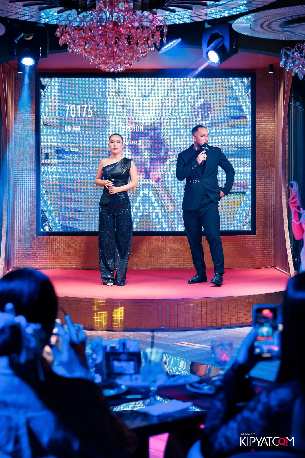 ЗАЯ, НА БИС. КИПЯТКОМ АЛМАТЫ!