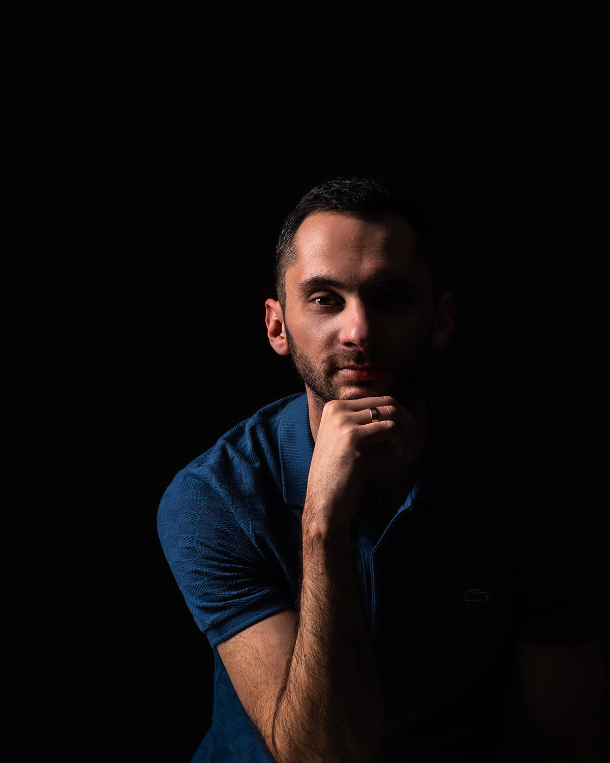 Мужской портрет в студии Ростов-на-Дону фотограф Залитко Вячеслав