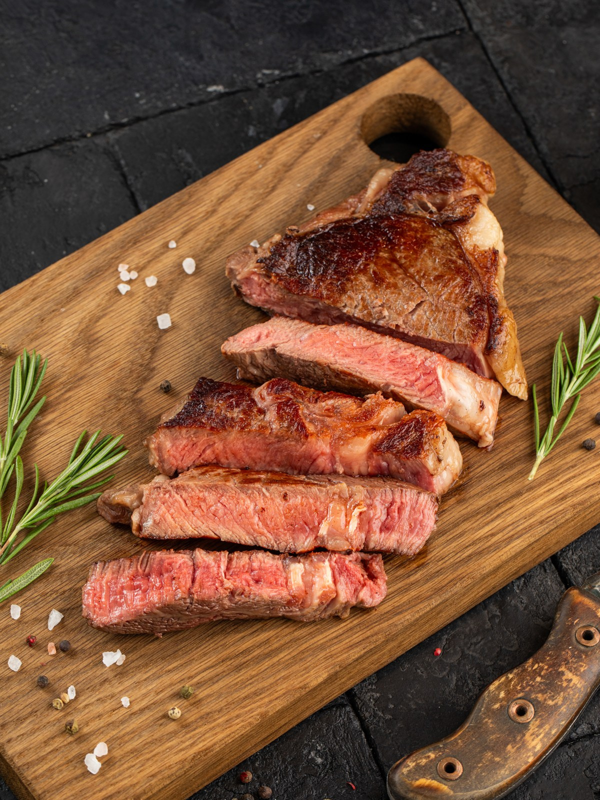 Клевер Мясо. Фудфотограф, фудстилист и сет дизайнер в Москве Алена Синицына