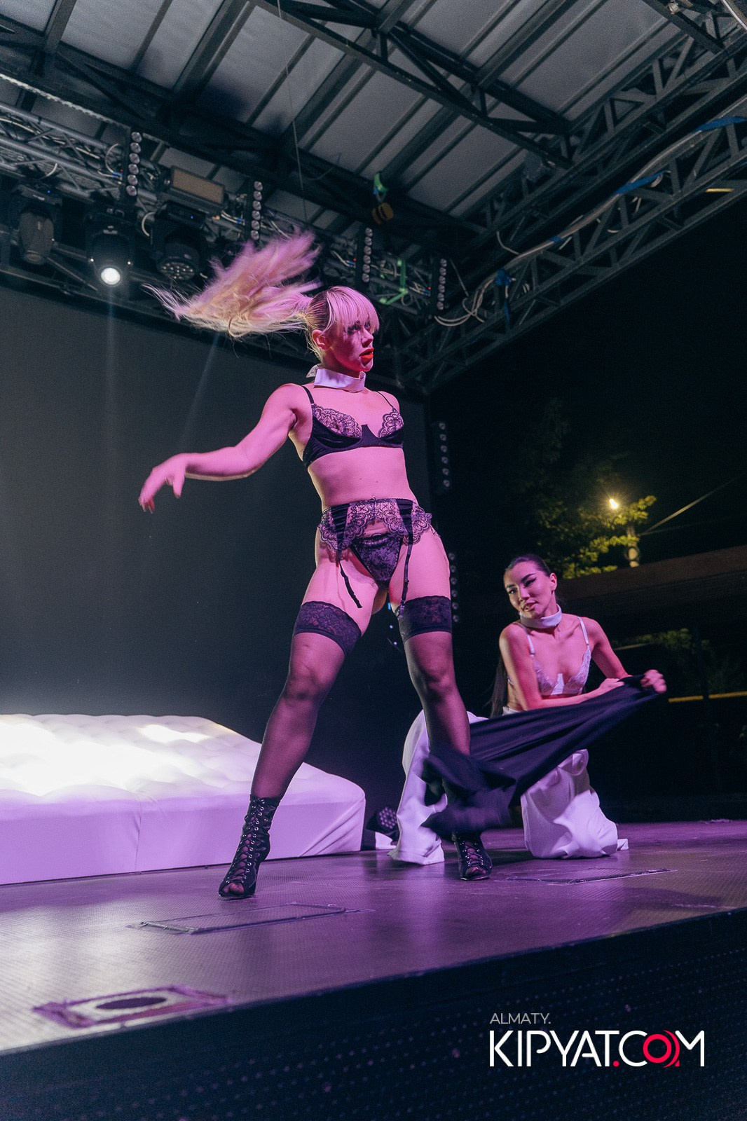 QUEEN. КИПЯТКОМ АЛМАТЫ!