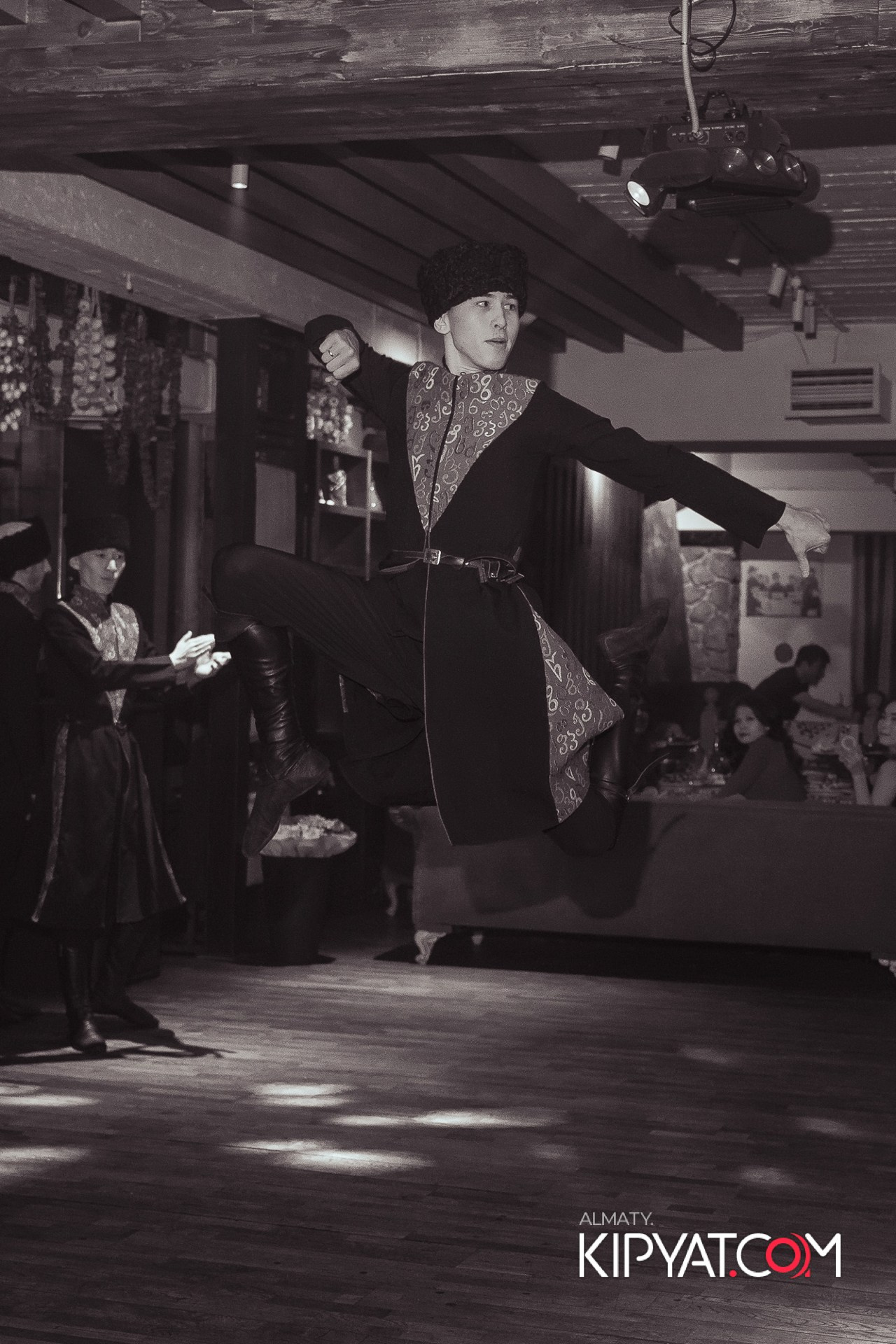 ВАХТАНГУРИ. КИПЯТКОМ АЛМАТЫ!