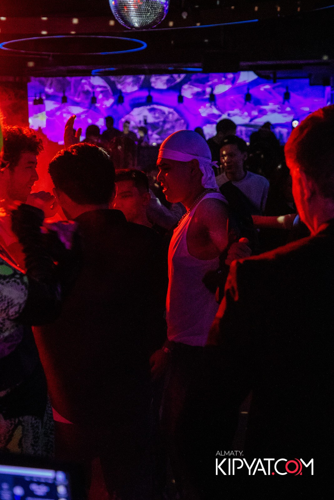 EVENT BAR. КИПЯТКОМ АЛМАТЫ!