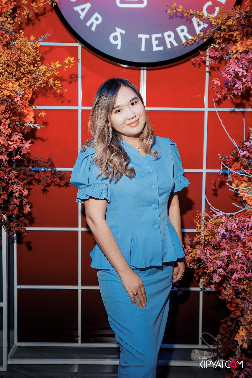 FRIENDS BAR & TERRACE. КИПЯТКОМ АЛМАТЫ!