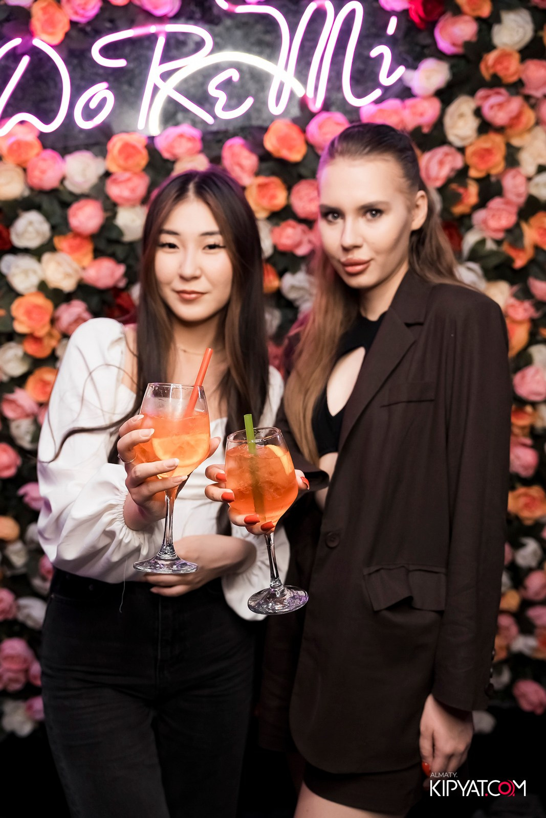 КАРАОКЕ DO RE MI. КИПЯТКОМ АЛМАТЫ!