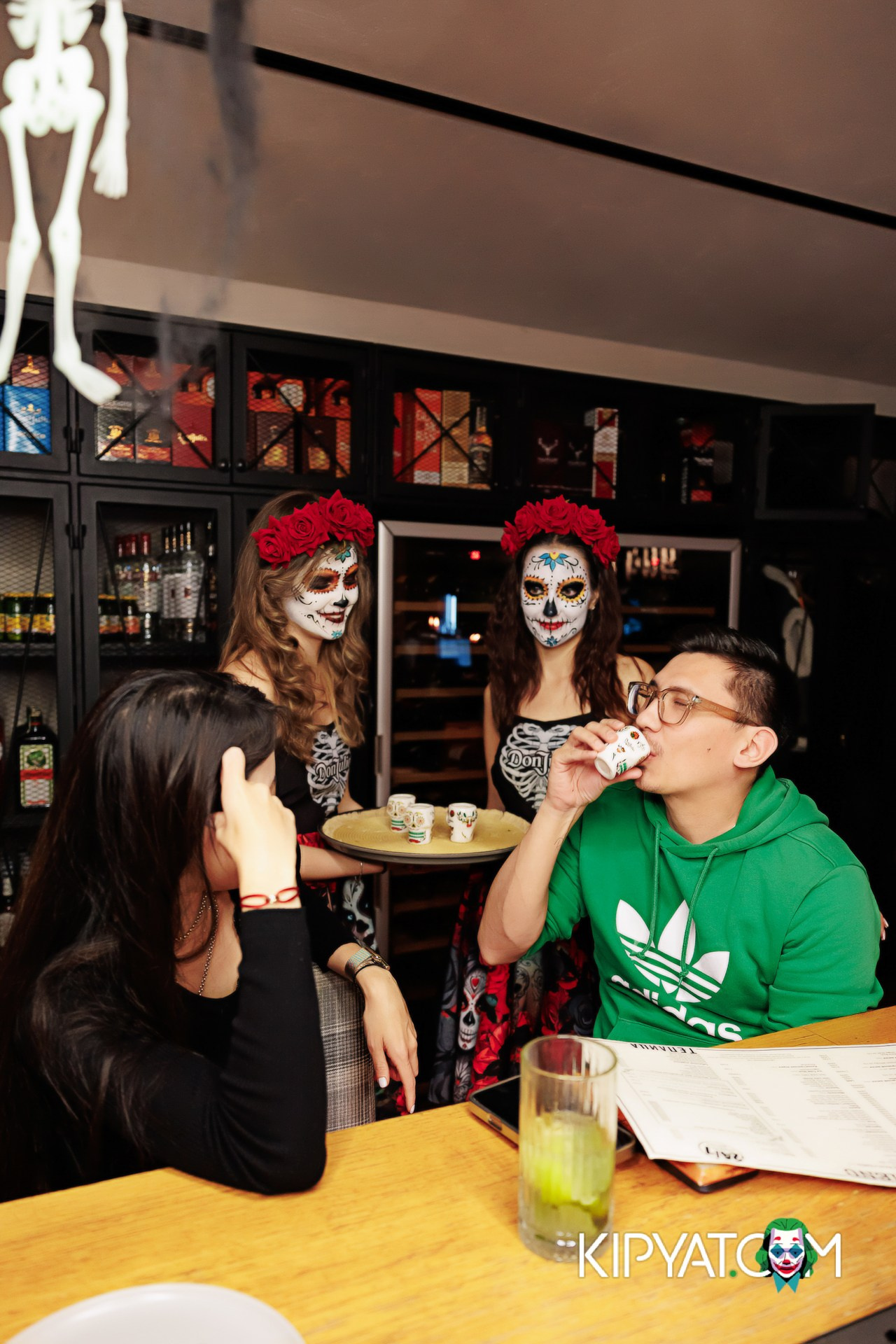 ХЕЛЛОУИН В ТЕПЛИЦЕ. КИПЯТКОМ АЛМАТЫ!