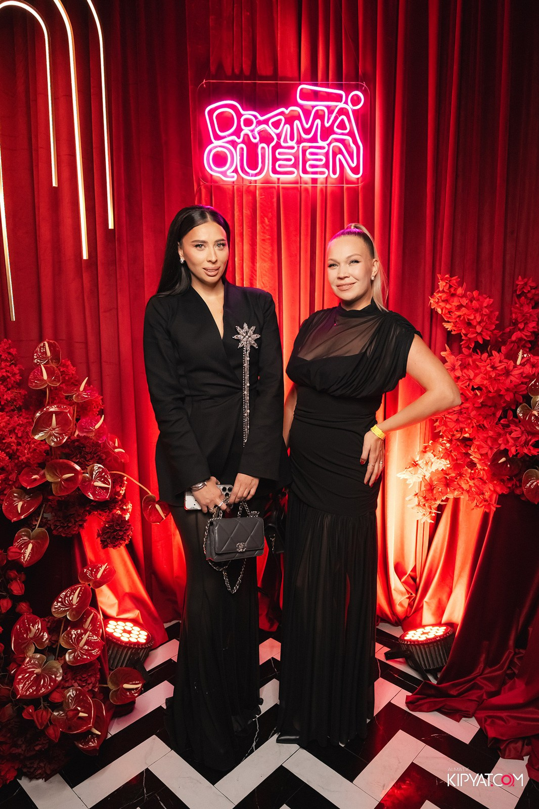 QUEEN. КИПЯТКОМ АЛМАТЫ!