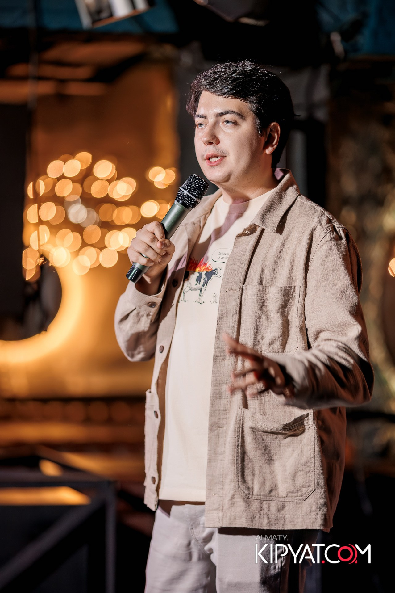 СОЛЬНЫЙ СТЕНДАП КОНЦЕРТ АЛЕКСАНДРА МЕРКУЛЬ. КИПЯТКОМ АЛМАТЫ!